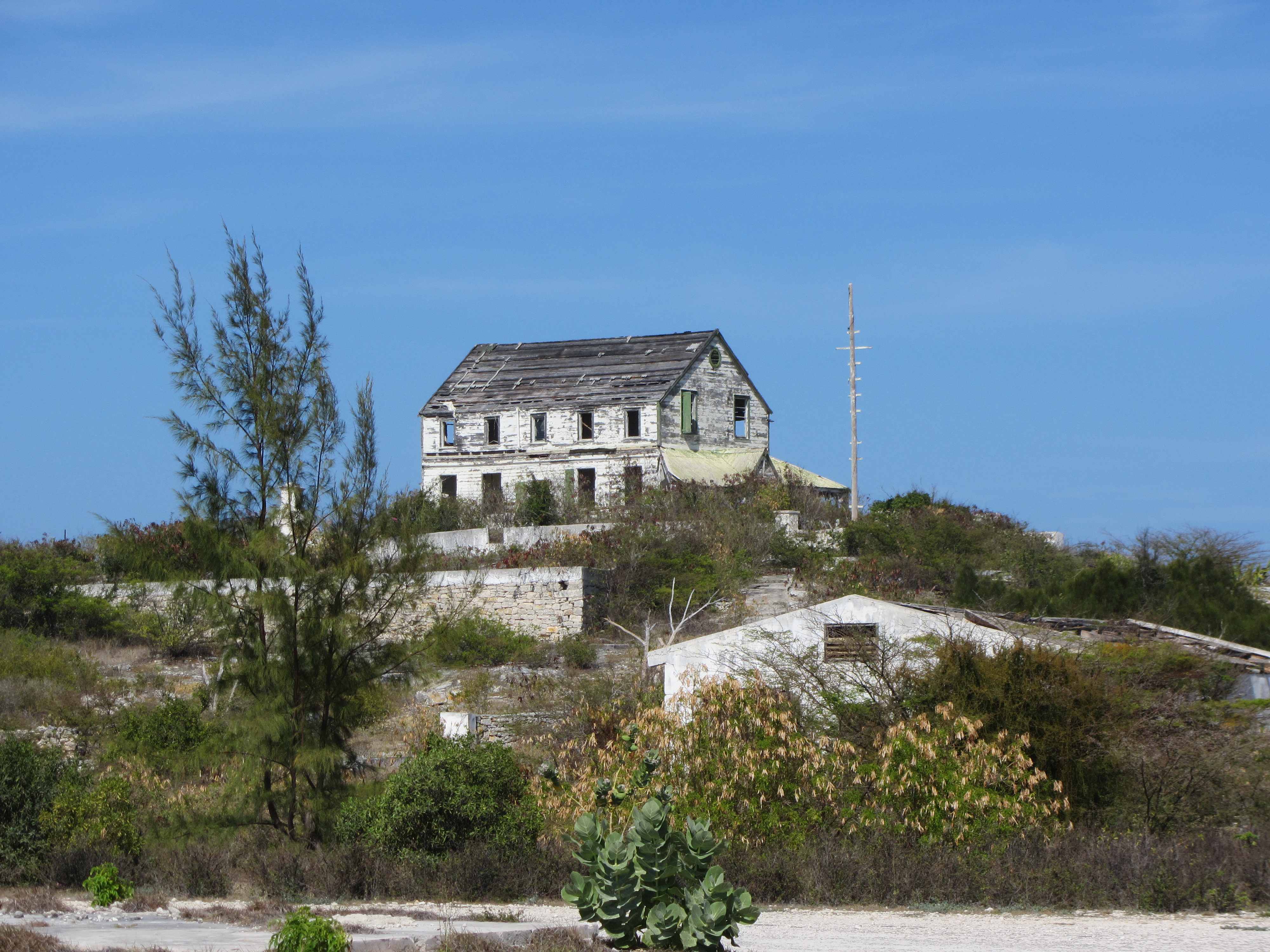 Another abandoned building on South Caicos.