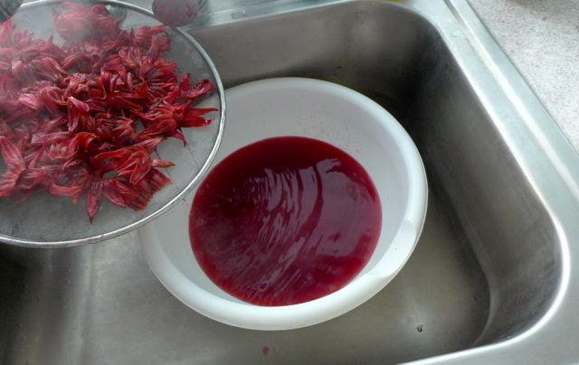Vibrant saril tea ready for mixing.